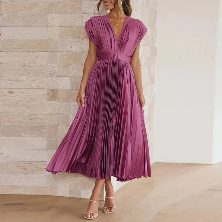 "Bella" - Maxi dress with V-neck and pleats
