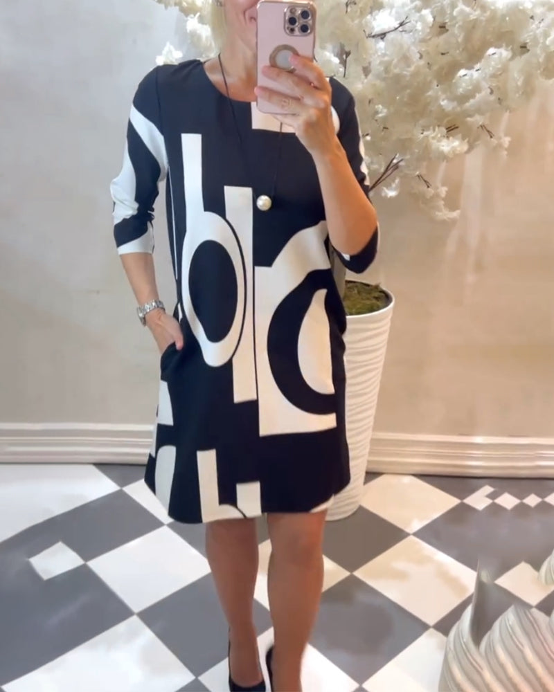 "London Elegance" Long Sleeve Print Dress