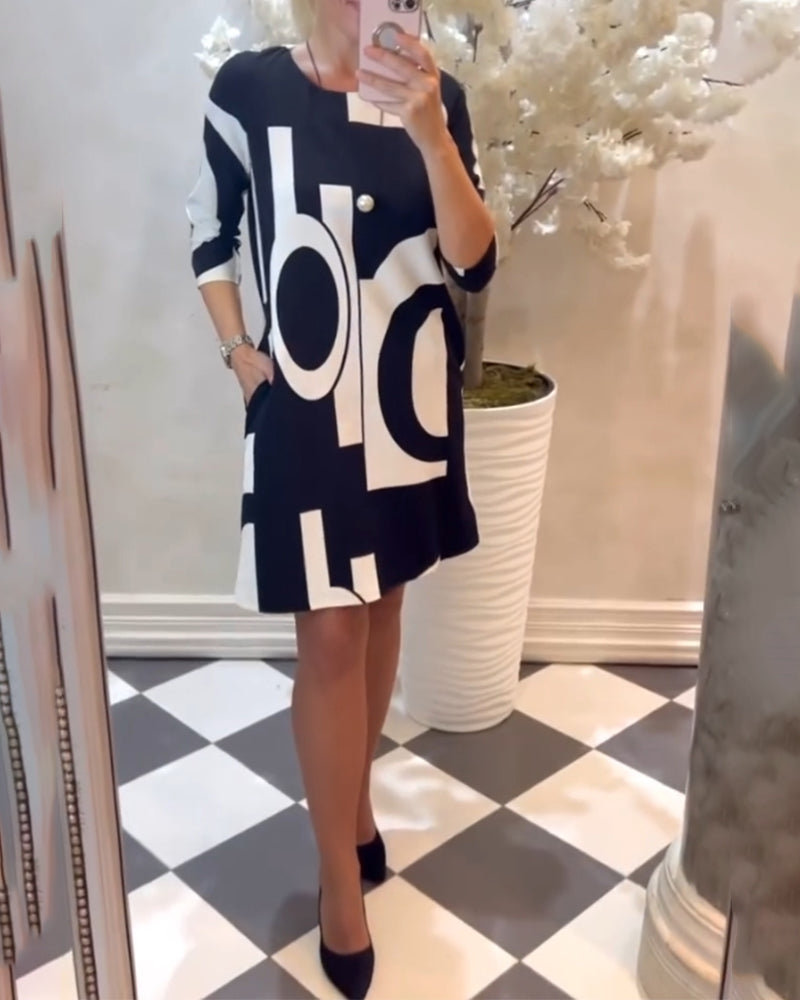 "London Elegance" Long Sleeve Print Dress